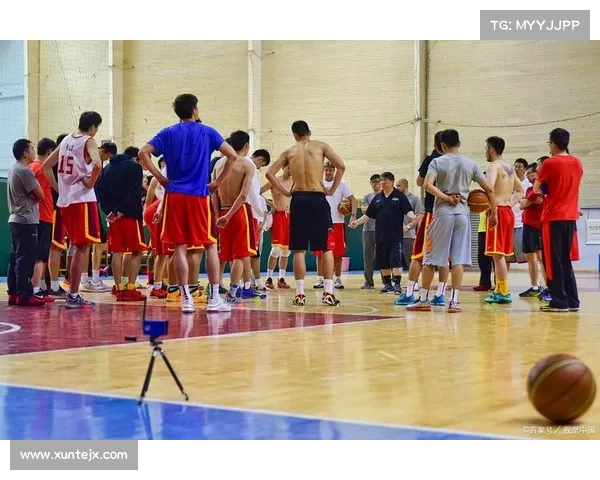 如何在篮球比赛中有效提升个人与团队进攻表现技巧