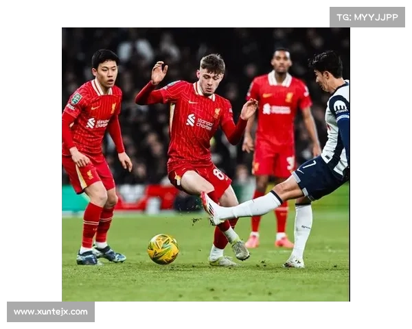 巴萨与利物浦三大经典交锋时刻回顾 热血对决再现足坛传奇